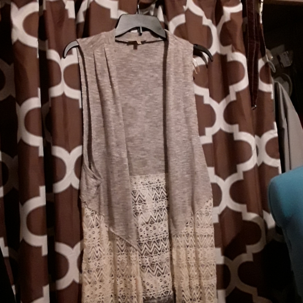 Lace vest